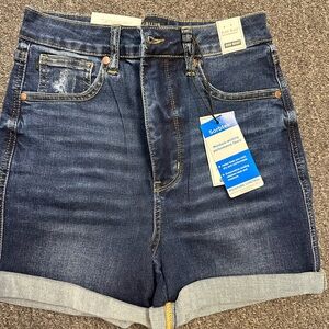 Judy Blue Blue Jean Shorts High-Waisted Cuffed Hem